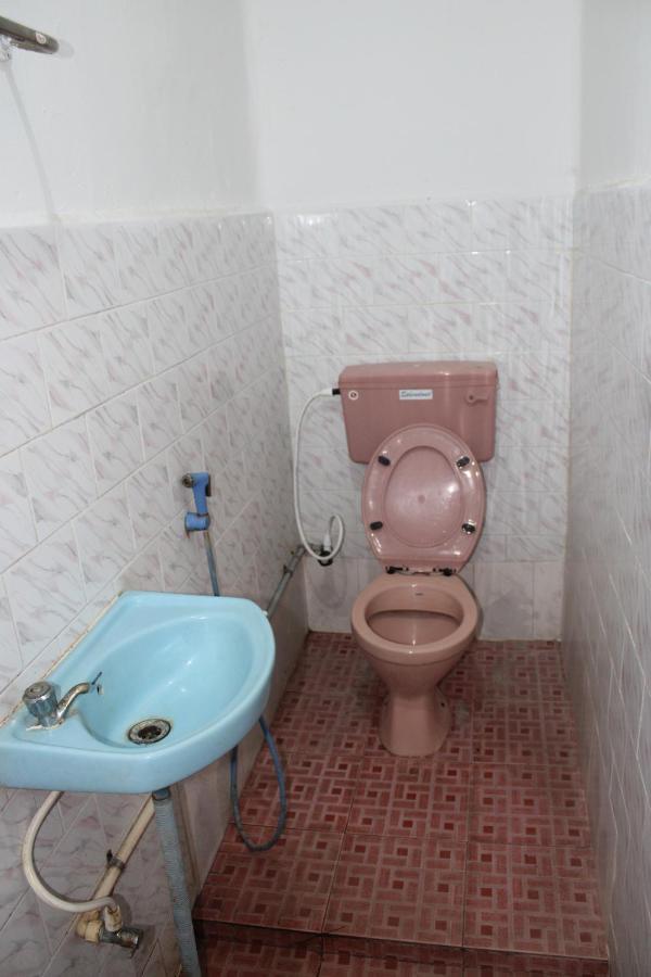 Balaji Guest House بونديتْشيري المظهر الخارجي الصورة