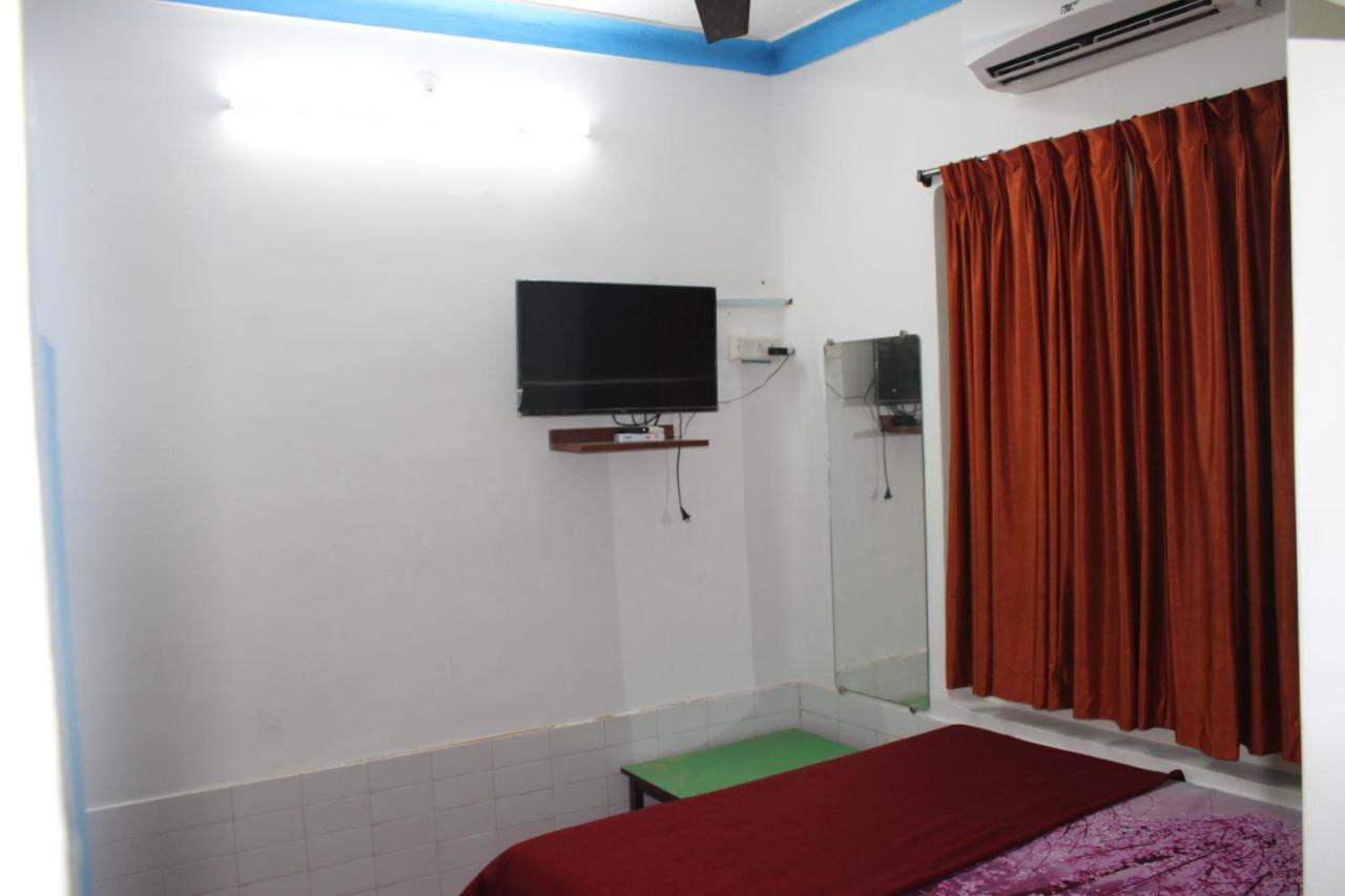 Balaji Guest House بونديتْشيري المظهر الخارجي الصورة