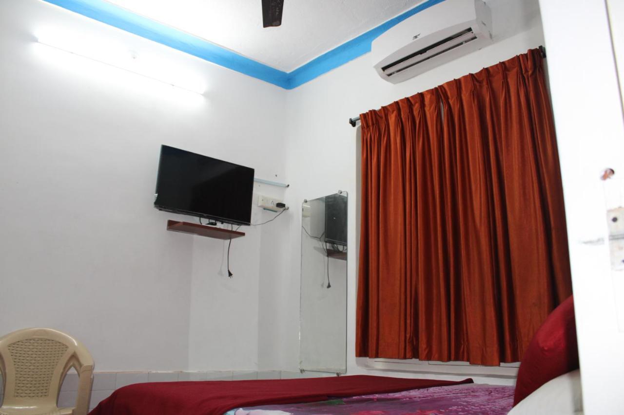 Balaji Guest House بونديتْشيري المظهر الخارجي الصورة