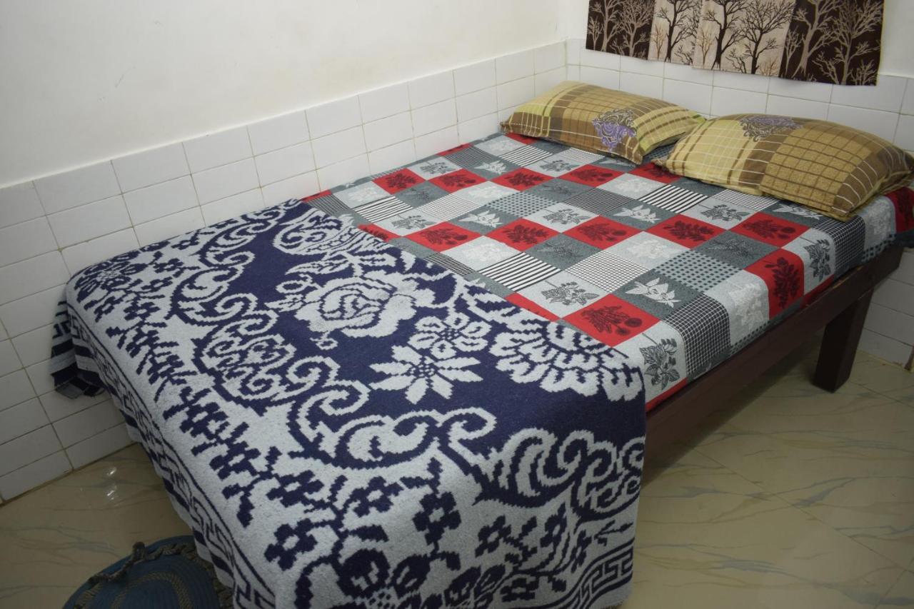 Balaji Guest House بونديتْشيري المظهر الخارجي الصورة