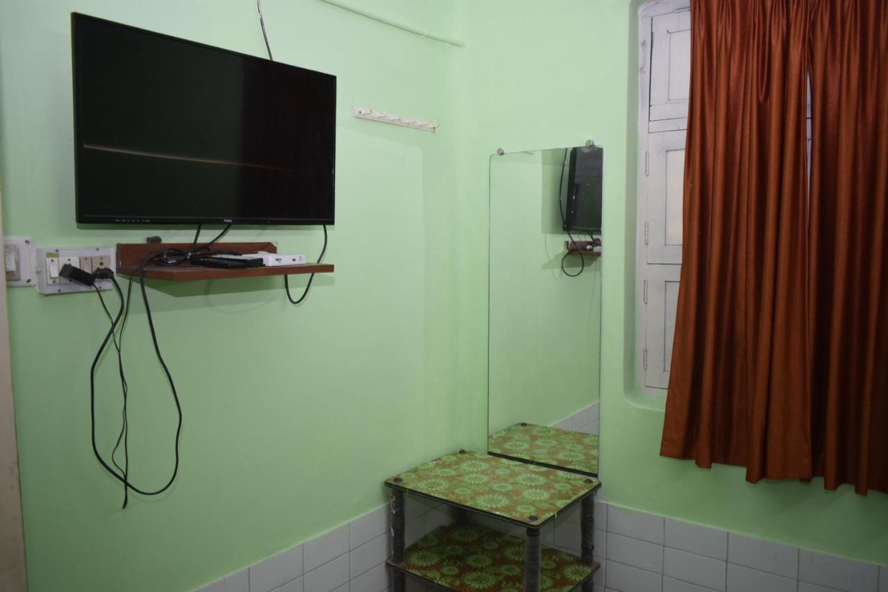 Balaji Guest House بونديتْشيري المظهر الخارجي الصورة